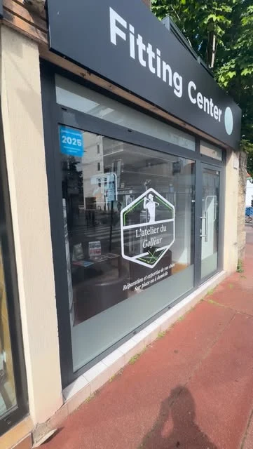 Façade du fitting center — Instagram officiel
